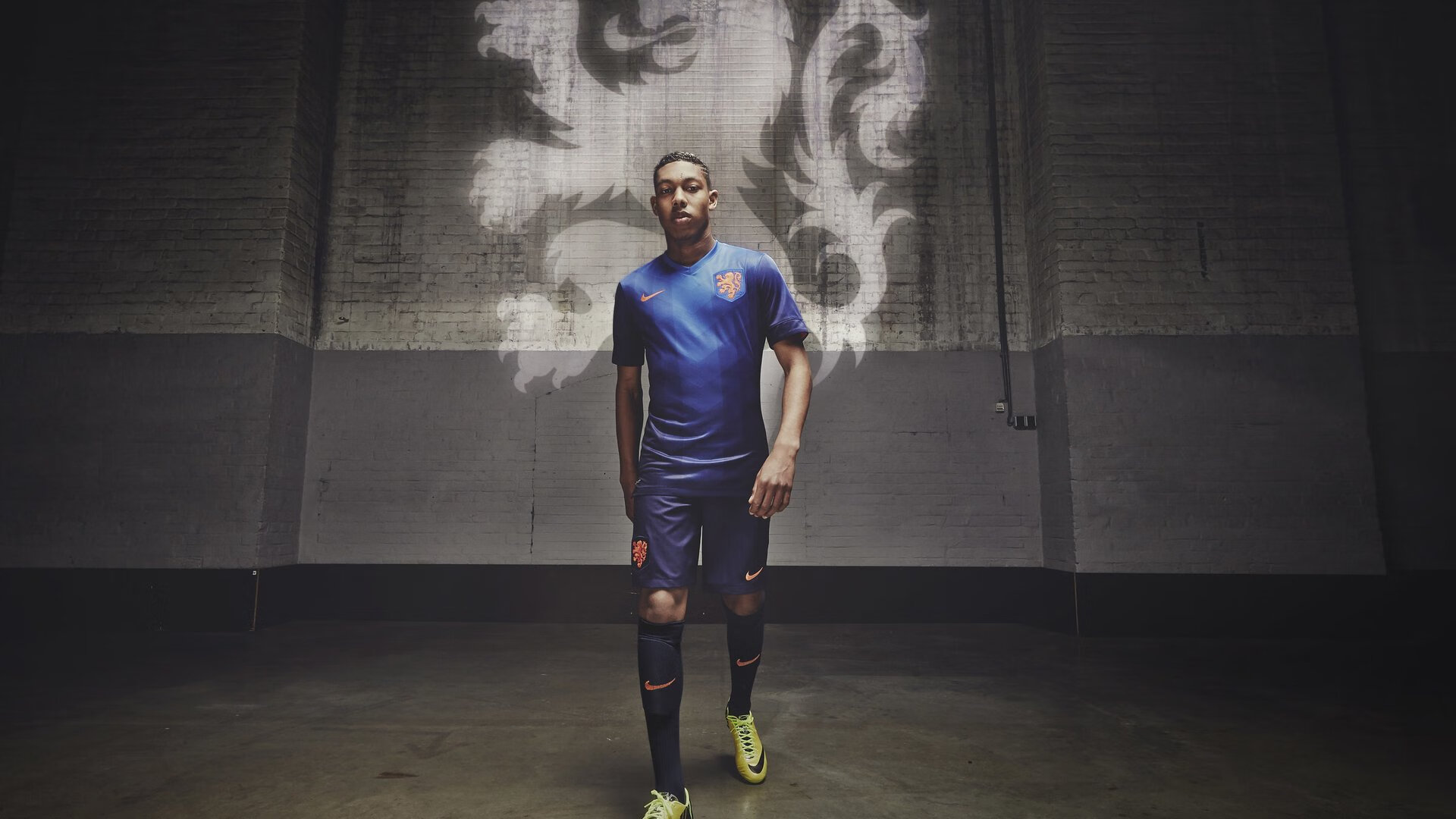 罗德里戈带队取胜，拜仁粉碎贝蒂斯，当个人英雄主义撞上钢铁机器